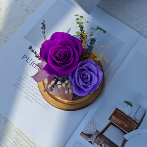 Design unique de roses éternelles de longue vie cloche en verre de rose préservée naturelle avec des fleurs pour toujours vraie fleur préservée à la main - Product Image 4