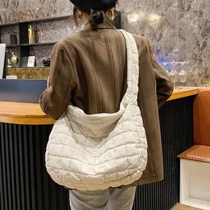 सर्दियों Puffer बैग बड़ी क्षमता कंधे बैग पंख नीचे बिग ढोना हैंडबैग