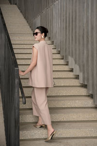 Pantalon fuselé ample en laine pour femme, taille élastique, été, 78% polyester, 18% rayonne, 4% élasthanne, fabriqué au Vietnam - Product Image 5