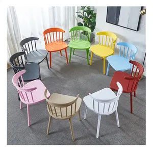 Cadeira de jantar empilhável de plástico PP completa para restaurante café de design simples barato para venda