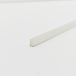 <span class=keywords><strong>Profil</strong></span>é en U extrudé en gros <span class=keywords><strong>pour</strong></span> bordure de panneau, <span class=keywords><strong>profil</strong></span> en plastique multifonctionnel <span class=keywords><strong>pour</strong></span> panneau d'ombrage de planche à dessin - Product Image 5