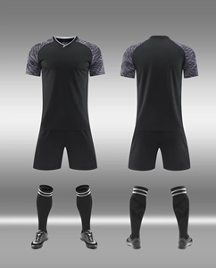 Camisetas de Fútbol Personalizadas al por Mayor 2026, Rayas Azules y Blancas, Impresión por Transferencia de Calor de Alta Calidad, Cuello en V Unisex, Secado Rápido y Transpirable - Product Image 4