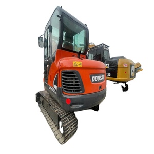 Excavatrice Doosan DX60-9 d'occasion en excellent état de fonctionnement avec moteur Yanmar, engrenages et composants de roulement - Product Image 4