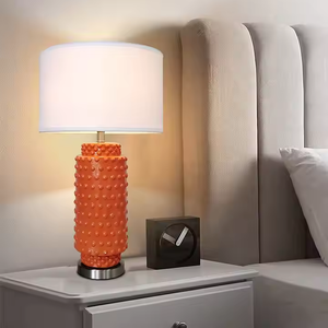 Lámpara de Mesa Moderna y Sencilla para Hotel, Modelo <span class=keywords><strong>Orange</strong></span> Lake, con Cuerpo de Resina y Pantalla de Lino, Base AC E26, para Decoración e Iluminación de Sala de Estar - Product Image 1