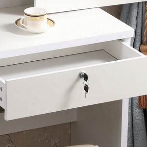 Table de Maquillage et Coiffure Simple et Luxueuse pour Femme, avec 4 Tiroirs, Miroir Intégré, <span class=keywords><strong>Coiffeuse</strong></span> Complète en Gros à Vendre - Product Image 3