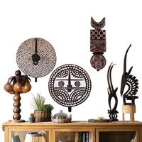 Accessoires de style tribal, Art mural décoratif fait main, Masque totem, Pièce d'exposition, Décoration intérieure naturelle, Style maison bio