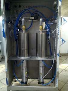 Macchina riempitrice semi automatica <span class=keywords><strong>auto</strong></span>-<span class=keywords><strong>fluido</strong></span> per riempimento quantitativo attrezzatura per inscatolamento a pressione pasta di miele - Product Image 6