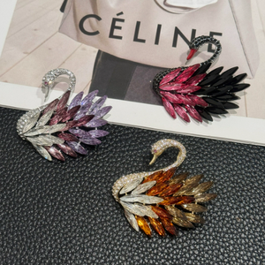 Spilla a forma di cigno in cristallo - Spilla 3D a forma di animale per donna, alla moda, di lusso leggero e versatile per cappotto - Product Image 6