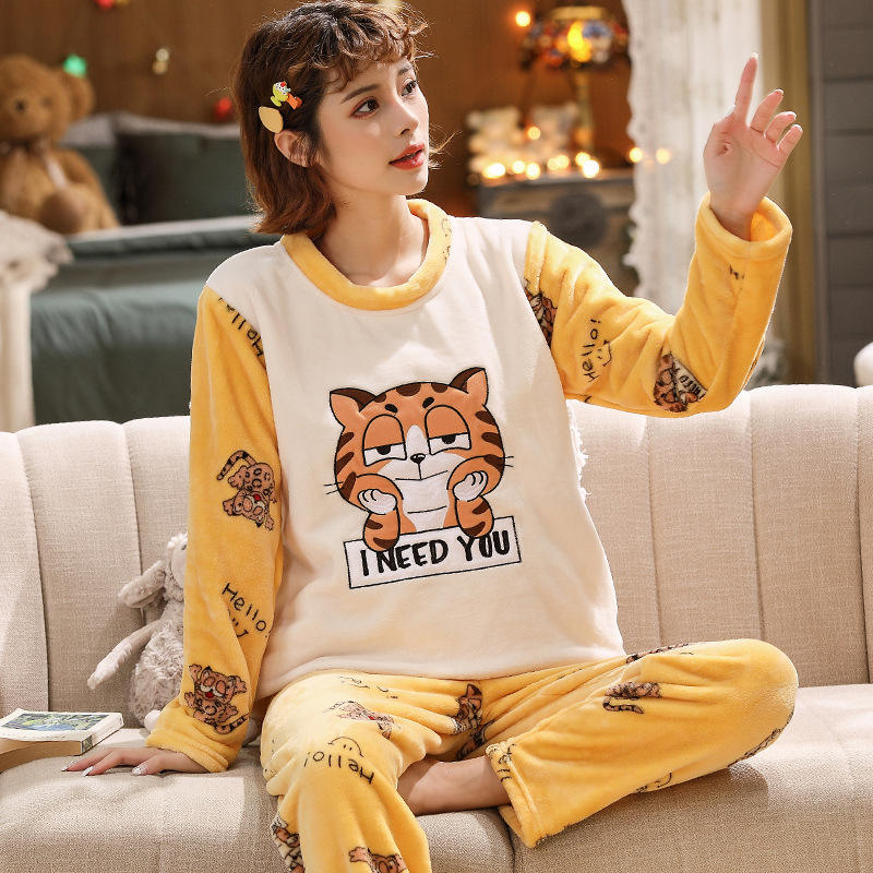 Coral Fleece Women's Two-Piece Pajama Set OEM Available