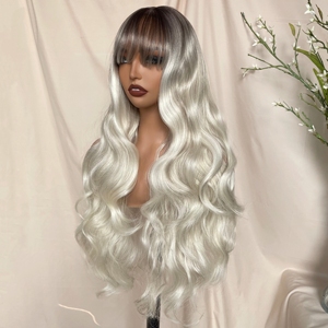 Perruque synthétique Lace Front Ombré Marron de 12 $ avec frange, longue, ondulée, naturelle et douce, en cheveux synthétiques mélangés - Product Image 4