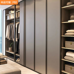 Wision Hoogwaardig, elegant, modern vrijstaand houten kledingkastsysteem met verborgen vakken en decoratieve displays voor de slaapkamer - Product Image 1