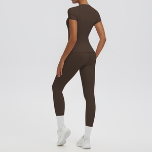 Nouveau Vêtement de Yoga Uni Effet Seconde Peau, Manches Courtes, Taille Haute, Coupe Ajustée, pour Course et Sports de Plein Air, Style Décontracté - Product Image 4