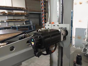 Robot Colaborativo (Cobot) para Paletización Automática de Placas Metálicas - Product Image 5