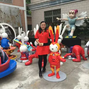 Fiberglass Different Statue Cartoon Resin Rabbit Figurine For Shopping Center