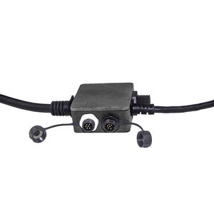 Boîte de jonction en cuivre avec adaptateur de câble électrique étanche IP68 avec connecteurs de barre d'éclairage <span class=keywords><strong>pour</strong></span> applications électriques - Product Image 1