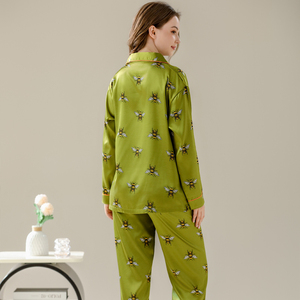 Il pigiama di seta di ghiaccio di <span class=keywords><strong>moda</strong></span> pantaloni lunghi a manica lunga da <span class=keywords><strong>donna</strong></span> luce di lusso retrò illustrazione due pezzi Set può essere indossato all'esterno - Product Image 5