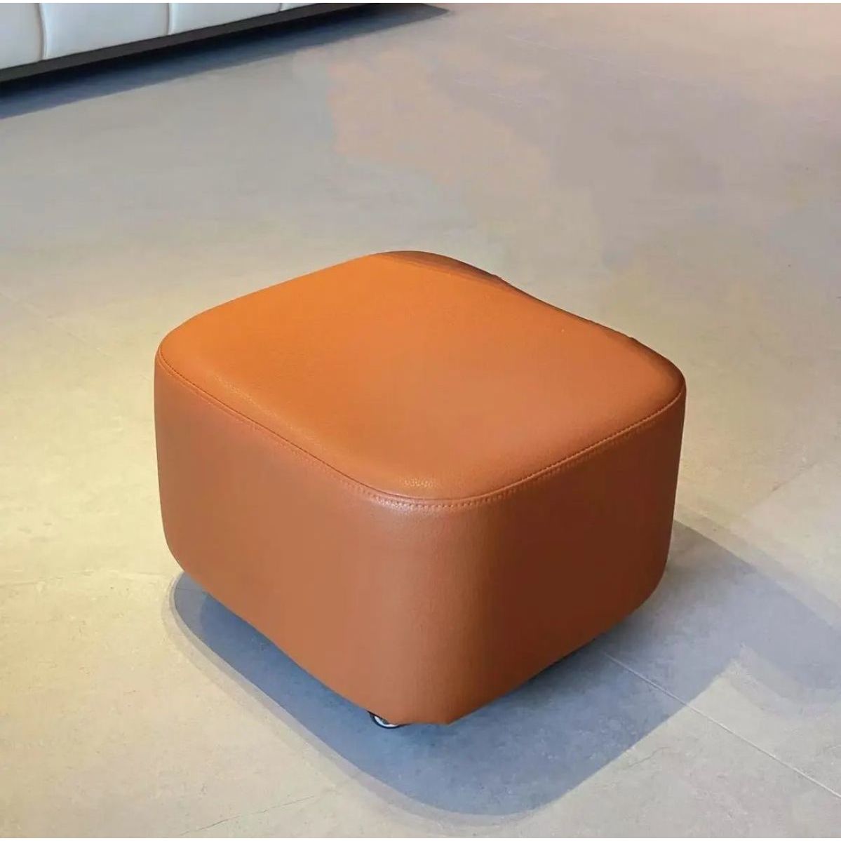 Naranja brillante - Taburete con ruedas [sin respaldo]