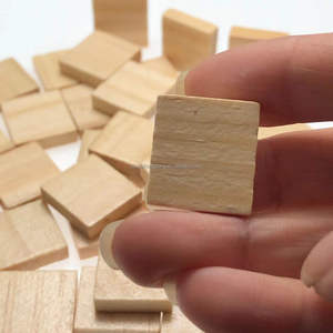 Tuiles <span class=keywords><strong>en</strong></span> <span class=keywords><strong>bois</strong></span> bon marché, tuiles <span class=keywords><strong>en</strong></span> <span class=keywords><strong>bois</strong></span> vierges pour l'impression de lettres personnalisées, promotion, artisanat, jouet éducatif - Product Image 6