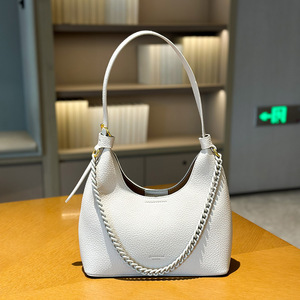 2025 femmes à la mode mode <span class=keywords><strong>sac</strong></span> à bandoulière grande capacité étanche commerce extérieur transfrontalier <span class=keywords><strong>sac</strong></span> sous les bras - Product Image 4