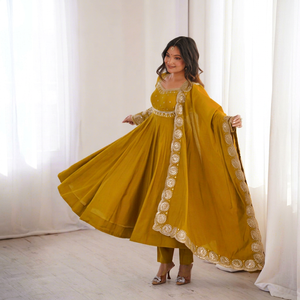 Ensemble Anarkali en soie jaune moutarde avec dupatta brodé argenté, longueur ras du sol, séchage rapide, tenue de mariage indienne et pakistanaise pour femme - Product Image 1
