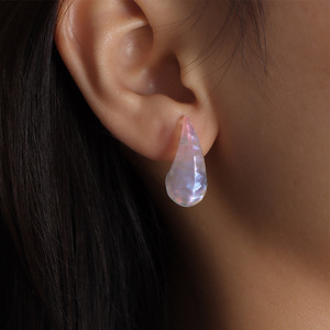 ต่างหูเรซิ่นเรืองแสงสไตล์ญี่ปุ่นเกาหลี ต่างหูทรงหยดน้ำ EH133 สวมใส่ได้ทุกวัน - Product Image 4
