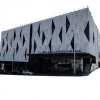 Systèmes de bardage de façade de parking automobile en aluminium Solutions architecturales