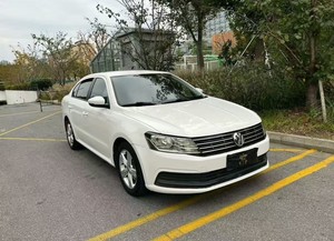 Auto Usado Lavida Sedan 2017, 50k-75k Millas, 4 Puertas, 5 Asientos, Transmisión Manual de 5 Velocidades, Motor 1.6L de Aspiración Natural, Tracción Delantera, Luces LED - Product Image 3