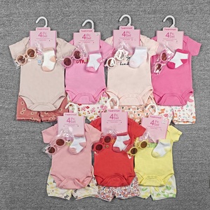 Conjunto de Ropa de Bebé de 4 Piezas para Verano, 0-12 Meses, Estilo Europeo Americano, Mamelucos de Algodón, Pantalones Cortos, Gafas de Sol, Calcetines, Estampado Animal/Floral - Product Image 1