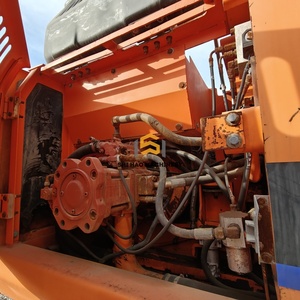 Excavadora Hidráulica Usada Doosan DH210w-7 en Buenas Condiciones para Nivelación de Terrenos en Pozos de Gas de Arcilla - Product Image 5