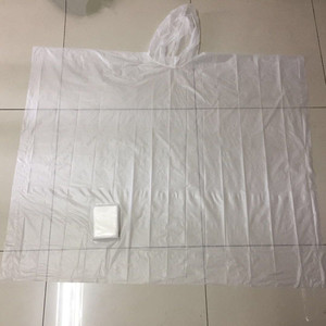 Poncho Impermeable Biodegradable de PLA Desechable para Parques Temáticos - Product Image 5