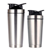 Shaker populaire 750 ml en acier inoxydable, sans BPA, idéal pour les shakes protéinés, boule de shaker ou infusions de fruits