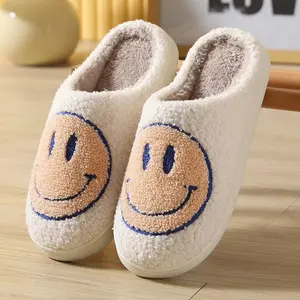 2021 Hot Sell Smile Slipper New Style Fur Slides For Women New Arrival Wholesale Faux Fur Smile Happy Face Slippers Women Shoes