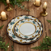 Ensemble de 2 assiettes à dîner de luxe de style européen, dorées et embossées, de 10,5 pouces, avec des assiettes à dessert plates de 7,5 pouces, pour hôtel et maison
