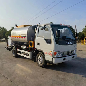 Camion de distribution d'asphalte 5cbm JAC 4x2 camion de transport d'asphalte liquide équipement routier à vendre - Product Image 3