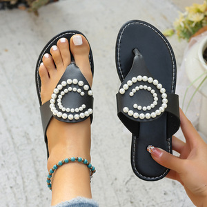 Tongs plates grande taille pour femmes, nouvelle collection été 2025, ornées de perles, à bout rond, vente en gros 231 231 - Product Image 1