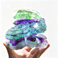Figurine de dragon sculptée en fluorite arc-en-ciel rayée, dragon volant en fluorite naturelle colorée pour collection et décoration intérieure, vente en gros