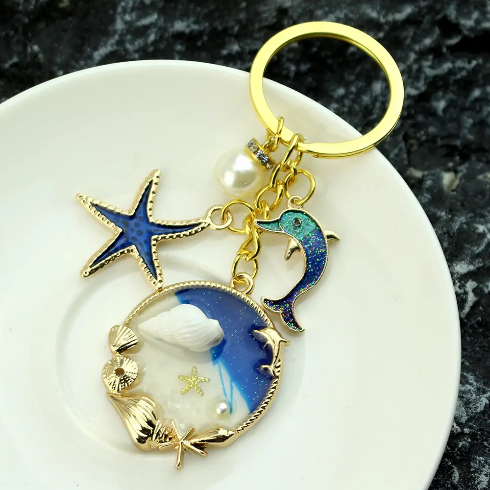 2024 Beautiful Sea Beach Keychain Starfish Conch Dolphin Pearl Key chain For Lovers