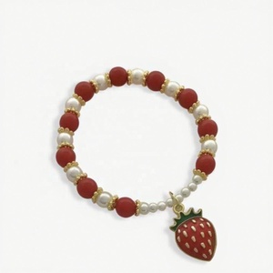 Joyería al por mayor: Conjunto de joyería de moda chapado en oro de 18 quilates, diseño HD, pulsera de latón con cuentas de fresa y circonita para mujer - Product Image 5