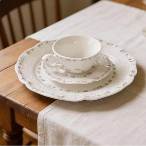 Ensemble <span class=keywords><strong>de</strong></span> vaisselle en céramique médiévale vintage française haut <span class=keywords><strong>de</strong></span> gamme, motif <span class=keywords><strong>de</strong></span> fleurs en arc, porcelaine rose, tasses à dessert, vaisselle élégante pour les événements - Product Image 2
