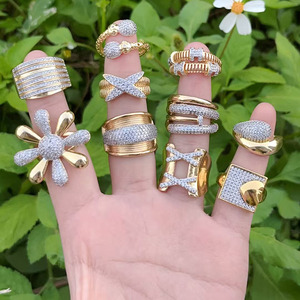 RM1682 Elegante Chunky Gold Silver Plated Dos tonos duales CZ Pave Flaming Heart Flower Belt Anillos entrecruzados <span class=keywords><strong>entrelazados</strong></span> para mujeres - Product Image 1