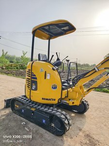 Mini-excavatrice sur chenilles PC20MR, garantie 1 an, comprend les composants principaux : moteur, pompe, engrenage, PLC, godet de 0,18 m de hauteur - Product Image 3