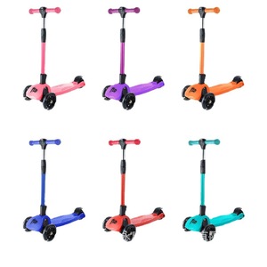 สกู๊ตเตอร์ 3 ล้อสำหรับเด็ก ปรับความสูงได้ พับเก็บได้ สำหรับเด็กอายุ 3-6 ปี ของเล่นขี่เล่นกลางแจ้ง - Product Image 1