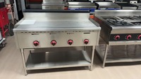 Gril électrique 4 en 1 à dessus plat Chine Machine à barbecue carrée 18 en acier inoxydable à gaz populaire Plancha Para Tacos Con Lava Manos
