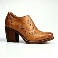Nouvelles Arrivées Bottes à Talons Pointus Vintage pour Femmes, Chaussures Décorées de Clous, Bottines Western Cowboy à Enfiler pour Femmes