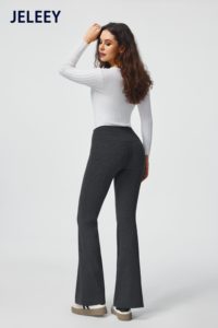 Pantalon évasé côtelé – ample, confortable et taille haute – idéal pour le sport ou les tenues décontractées. - Product Image 2