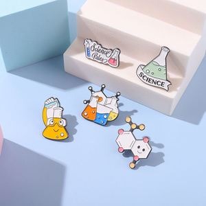 The Experiment Tools Ensemble de pin's en émail, broches et badges de revers à motifs de dessins animés mignons pour la décoration de vêtements et sacs pour femmes - Product Image 6