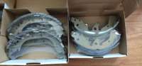 Fabricant de chaussures de frein en gros avec ressort de réparation OEM 04495-26190 Mâchoires de tambour de frein pour VOLKSWAGEN TOYOTA