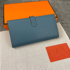 กระเป๋าใส่บัตรหนัง PU ขนาดใหญ่ทันสมัย ป้องกัน RFID พร้อมซิป  กระเป๋าสตางค์แบบพับสองตอนสำหรับผู้หญิง บุด้วยโพลีเอสเตอร์ - Product Image 6