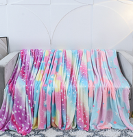 Imprimé ciel étoilé licorne double face lueur lumineuse dans le tissu de flanelle sombre pour couverture