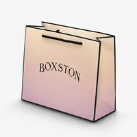 Sacs de shopping en papier personnalisés de luxe blancs pour cosmétiques, vêtements, emballages aseptiques, perruques, chaussures et produits de beauté